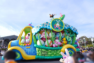 うさたま大脱走！のフロート⑦グーフィー