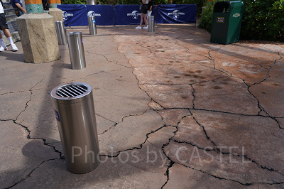 USJの喫煙所:ロストワールドレストラン入口の左隣