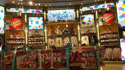 USJ「ユニバーサル・スタジオ・スーベニア」店内にはUSJの最新のお土産もたくさん