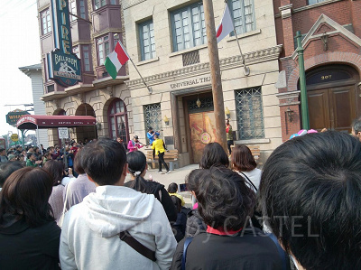 USJのワールド・ストリート・フェスティバル「イースト・ミーツ・ウエスト・カルテット」