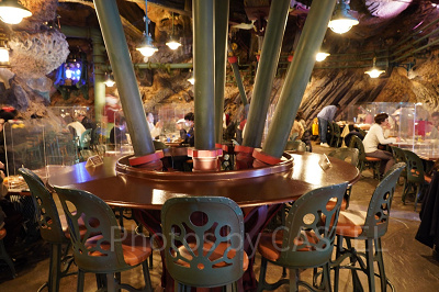 ヴォルケイニア・レストラン