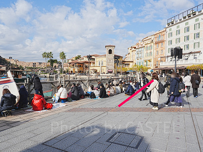 ディズニー・クリスマス・グリーティングの待機の様子（10:50ごろ）