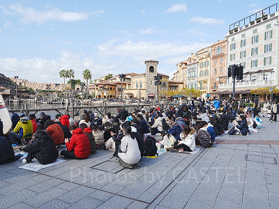 ディズニー・クリスマス・グリーティングの待機の様子(11:30ごろ)