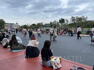 ザ・ヴィランズ・ロッキン・ハロウィーン待ちの様子 2022年9月15日(木)16時ごろ