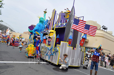 ウォーターサプライズパレード/ミニオンフロート