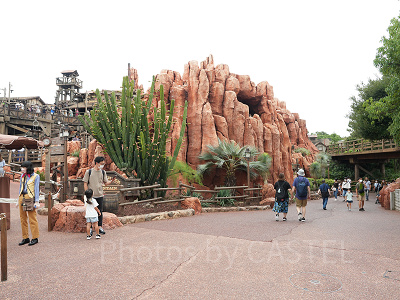 西部劇の世界に迷い込んだような雰囲気のウエスタンランド