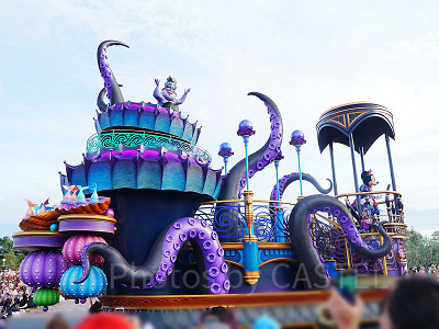 ヴィランズ風身につけグッズも豊富！東京ディズニーシー