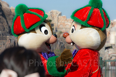 海外ディズニーのクリスマスイベント対応はどうなる？