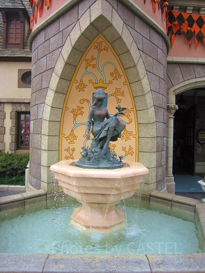 ディズニーの噴水スポット8選！ランド／シーの噴水とバックグラウンド