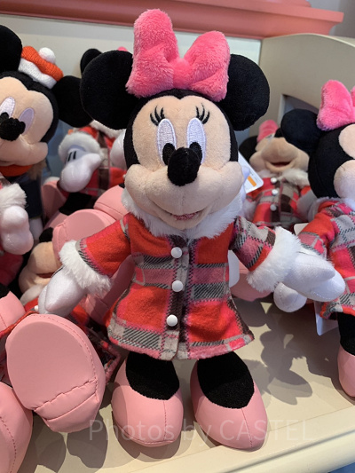 冬版ミニーのポージープラッシー(ぬいぐるみ)