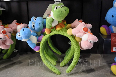 【タグ付き新品】USJ ヨッシー ピンククッション　抱き枕 USJ 任天堂 スーパーマリオ クッション ヨッシー ピンク お土産 グッズ