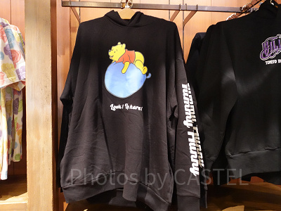 くまのプーさんのグッズ&お土産【Yummy Hunnyグッズ】:yummy hunnyパーカーの袖