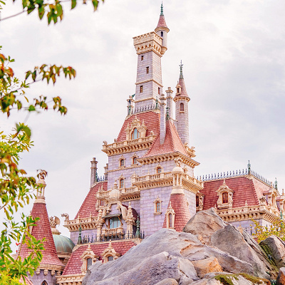 ディズニーの城 シンデレラ城は世界に2つ 東京ともう1つはどこ 海外ディズニーの城まとめ