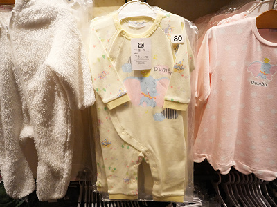 22 ディズニーベビーグッズ全80種まとめ 赤ちゃん向けtシャツ スタイ おくるみ カバーオール おもちゃ