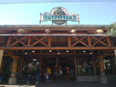 Usj 恐竜グッズ専門ショップ ジュラシック アウトフィッターズ を徹底解説 みどころや場所も