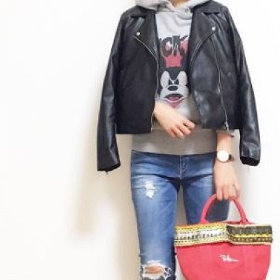 きりっと決まるライダースジャケット