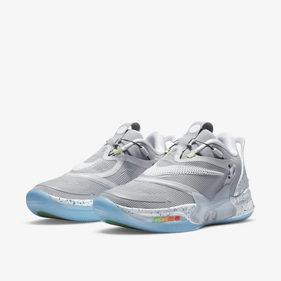 「Nike Air MAG」をオマージュしたデザインの「Adapt BB 2.0“MAG”」