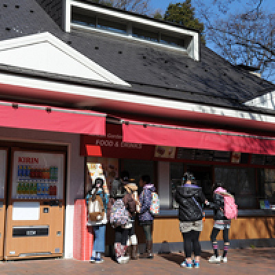 「アフリカ売店」ファストフード店①