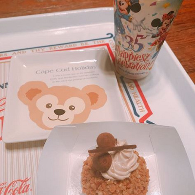 アーモンドクランチコーヒームースケーキ スーベニアプレート付き