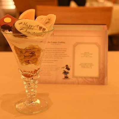 アニバーサリーパフェ