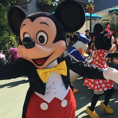 ショーの終わりは触れ合いタイムも♪