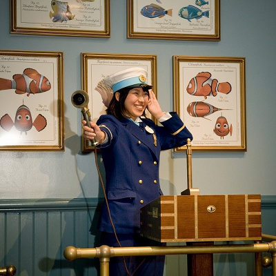 アトラクションキャストのコスチューム