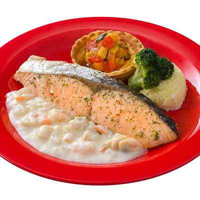 サーモンのオーブン焼き、シーフードクリームソース
