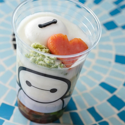 ベイマックスのカップ入り冷やしうどん（プラザパビリオン・レストラン）