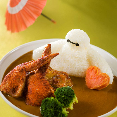 ベイマックス・カレー（スパイシー手羽先ギョウザ＆チキン）