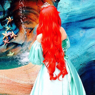 ブルーグリーンのドレス