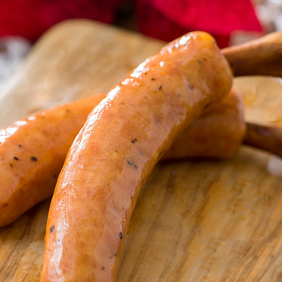 ビールとの相性もいい骨付きソーセージ