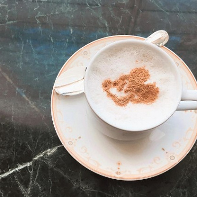 ミッキーの顔がかわいいカプチーノ