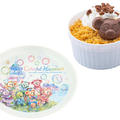 キャラメルとチョコのアップルクランブルケーキ、スーベニアプレート付き
