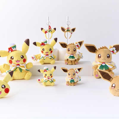 カーニバル衣装のピカチュウ・イーブイグッズ