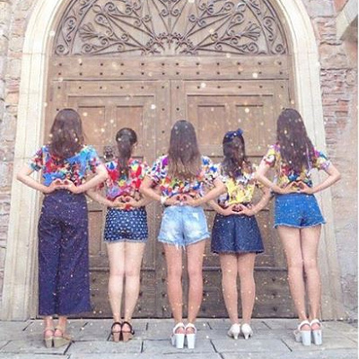 キャラクター総柄Tシャツ