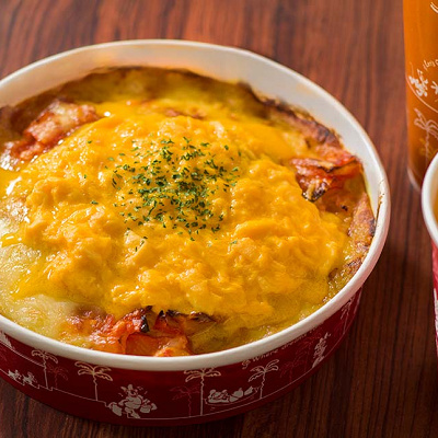 チキンとスクランブルエッグのドリア（カレー風味）