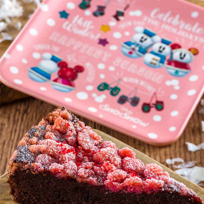 チョコとラズベリーのクランブルケーキ