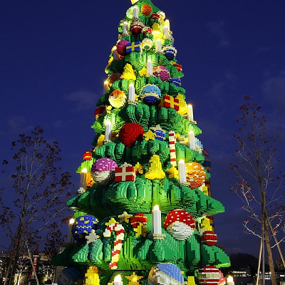レゴブロックで作られた「クリスマスツリー」