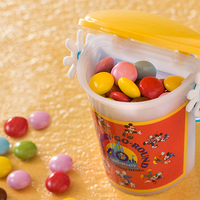 カラフルチョコレート、ミニスナックケース付き