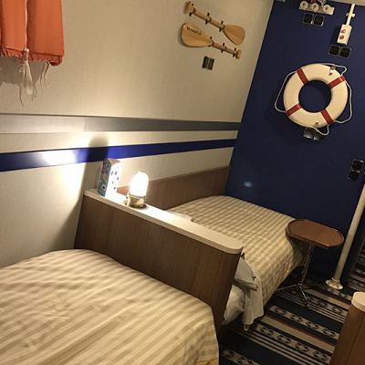 クルージングキャビン