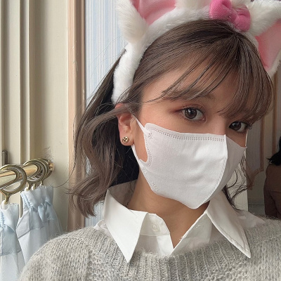 巻き髪×カチューシャ