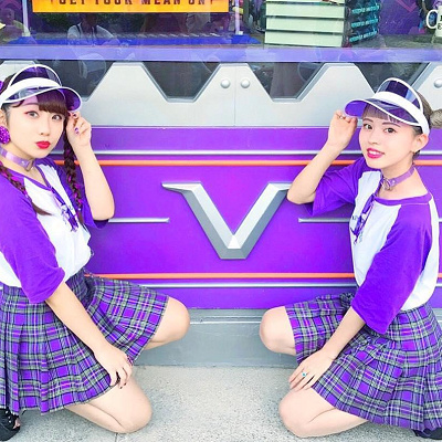 ダンサー風の双子コーデ