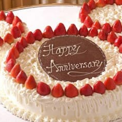 セレブレーションダイニング＆グリーティングプランのデコレーションケーキ