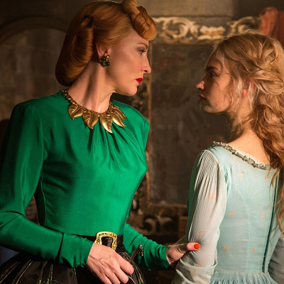 継母の心情が描かれる