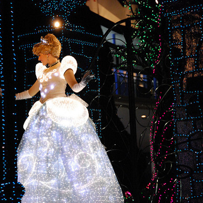 ディズニープリンセス・シンデレラのベアも登場！