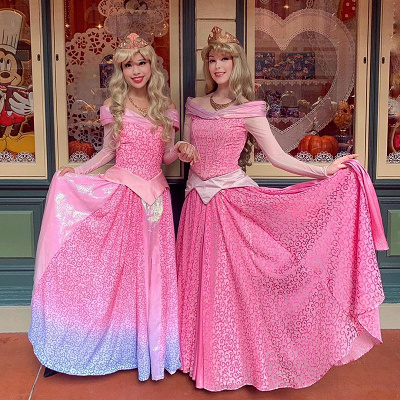 ディズニープリンセスの仮装：オーロラ姫/ローズ