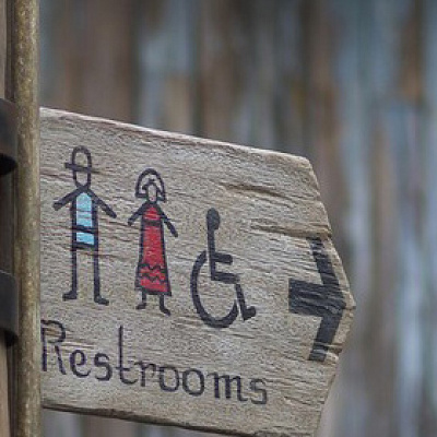 ディズニーシーのトイレの表札