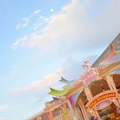 35周年イベント中のディズニーランドはお祝いムードで自然と気持ちも上がります！