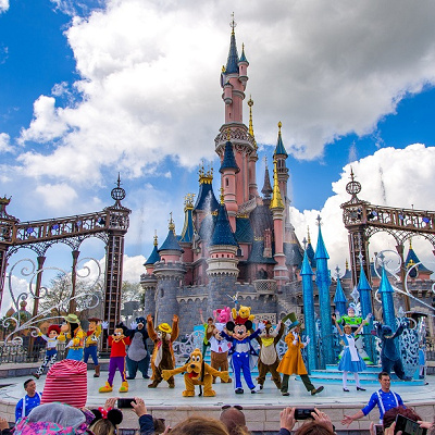 ディズニーランド・パーク 城前ショー