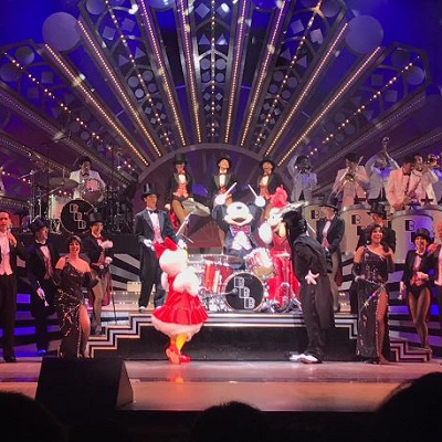 ミッキーによるドラムパフォーマンス